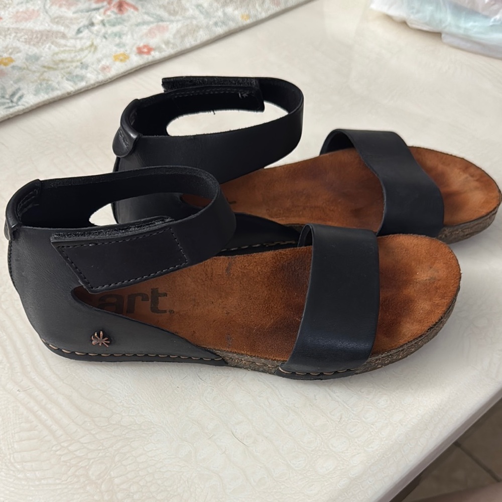 Elegant Black Leather Sandals